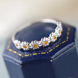 Daisy Band Ring Close Up View