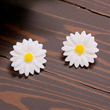 Daisy Resin Earrings in White