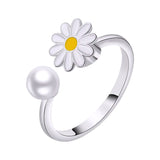 Pearl Daisy Ring